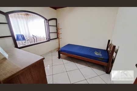 Casa à venda com 263m², 4 quartos e 2 vagas