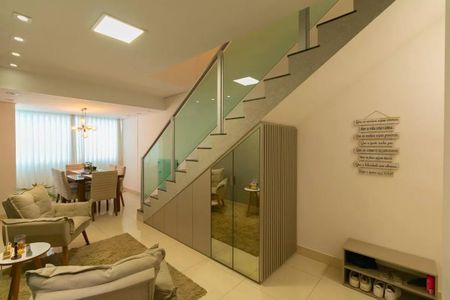 Apartamento à venda com 218m², 3 quartos e 2 vagas