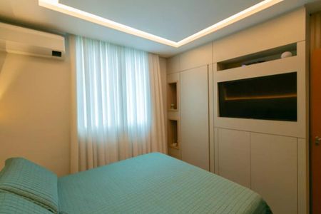 Apartamento à venda com 218m², 3 quartos e 2 vagas