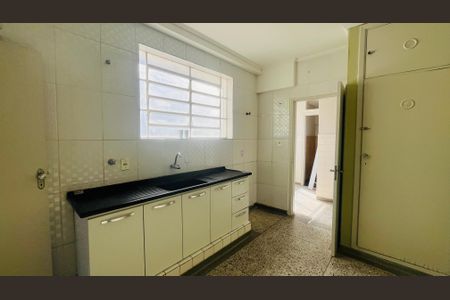 Apartamento à venda com 3 quartos, 120m² em Centro, Campinas