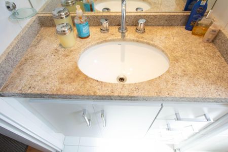 Apartamento à venda com 65m², 2 quartos e 1 vagaBanheiro da Suíte