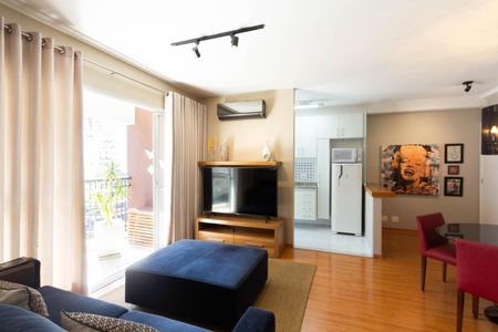 Sala de apartamento à venda com 2 quartos, 65m² em Vila Olímpia, São Paulo