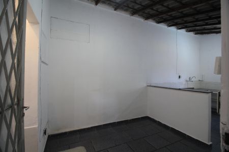 Sala de casa para alugar com 1 quarto, 72m² em Curicica, Rio de Janeiro