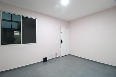 Sala de apartamento para alugar com 2 quartos, 50m² em Gávea, Uberlândia