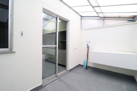Apartamento para alugar com 50m², 2 quartos e 1 vagaÁrea de Serviço