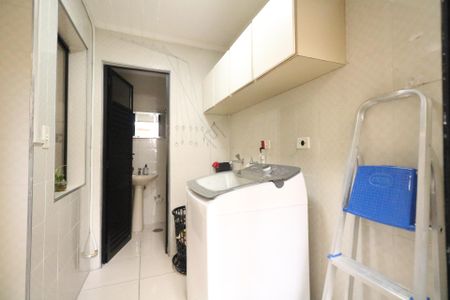 Apartamento à venda com 80m², 2 quartos e 2 vagasÁrea de Serviço