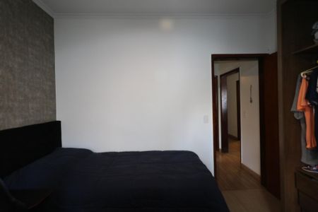 Apartamento à venda com 80m², 2 quartos e 2 vagasQuarto 2