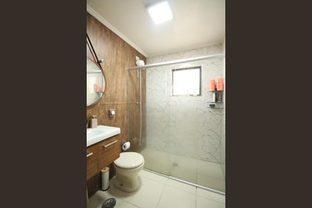 Apartamento à venda com 80m², 2 quartos e 2 vagasBanheiro