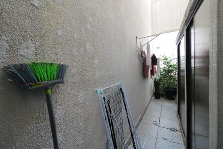 Apartamento à venda com 80m², 2 quartos e 2 vagasQuintal