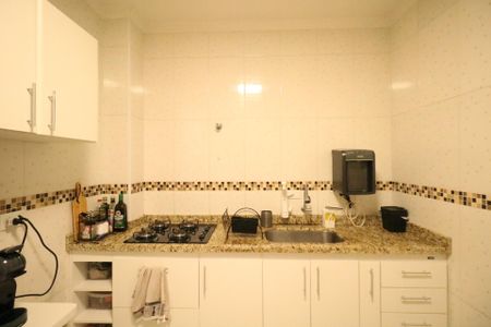Apartamento à venda com 80m², 2 quartos e 2 vagasCozinha