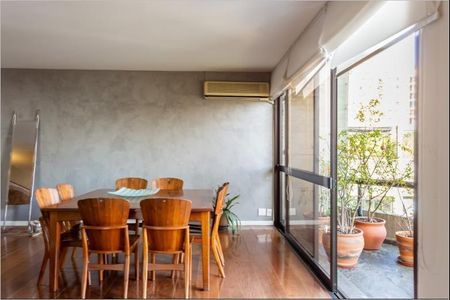 Apartamento para alugar com 4 quartos, 294m² em Real Parque, São Paulo