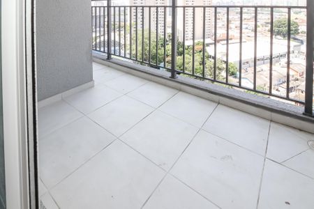 Apartamento para alugar com 55m², 3 quartos e 1 vaga Apartamento para alugar com 55m², 3 quartos e 1 vagaVaranda
