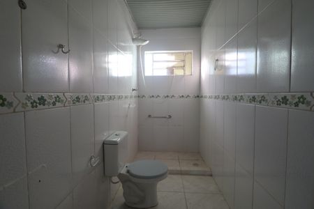 Casa para alugar com 160m², 4 quartos e 2 vagasBanheiro 