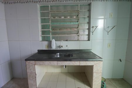 Casa para alugar com 160m², 4 quartos e 2 vagasCozinha 