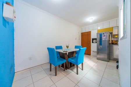 Sala de apartamento à venda com 2 quartos, 50m² em Jardim Las Vegas, Santo André