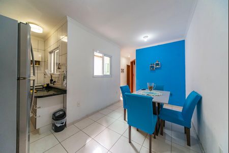 Sala de apartamento à venda com 2 quartos, 50m² em Jardim Las Vegas, Santo André
