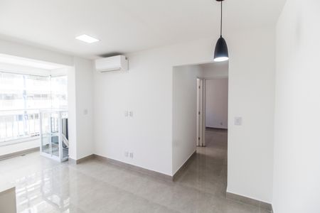 Apartamento para alugar com 49m², 2 quartos e 1 vagaSala 