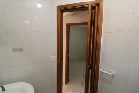 Casa para alugar com 42m², 2 quartos e sem vagaBanheiro