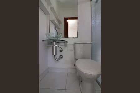 Casa à venda com 140m², 2 quartos e 1 vagaSuíte 1 Banheiro 