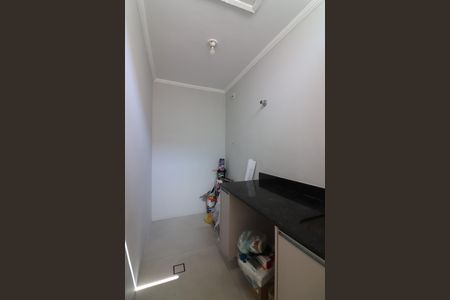 Casa à venda com 140m², 2 quartos e 1 vagaÁrea de Serviço