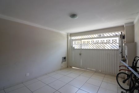 Casa à venda com 140m², 2 quartos e 1 vagaGaragem