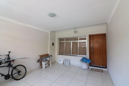Casa à venda com 140m², 2 quartos e 1 vagaGaragem