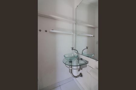 Casa à venda com 140m², 2 quartos e 1 vagaSuíte 1 Banheiro 