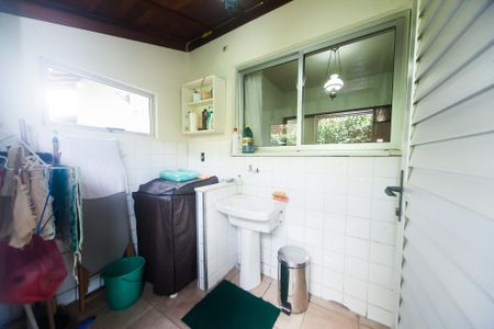 Casa de condomínio à venda com 200m², 3 quartos e 3 vagasÁrea de Serviço