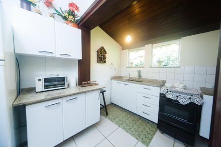 Casa de condomínio à venda com 200m², 3 quartos e 3 vagasCozinha