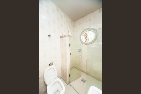 Casa de condomínio à venda com 200m², 3 quartos e 3 vagasBanheiro Social