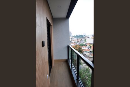 Casa para alugar com 115m², 2 quartos e 4 vagas Casa para alugar com 115m², 2 quartos e 4 vagasDetalhe - Varanda