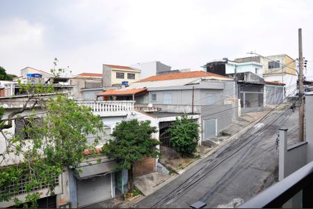 Casa para alugar com 115m², 2 quartos e 4 vagas Casa para alugar com 115m², 2 quartos e 4 vagasDetalhe - Vista da Varanda