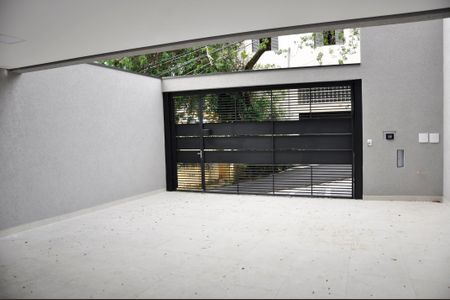 Casa para alugar com 115m², 2 quartos e 4 vagas Casa para alugar com 115m², 2 quartos e 4 vagasGaragem, Área de Serviço, Churrasqueira e Lavabo