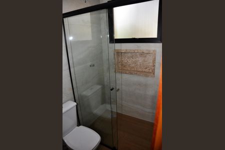 Casa para alugar com 115m², 2 quartos e 4 vagas Casa para alugar com 115m², 2 quartos e 4 vagasDetalhe - Suíte