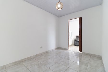 Quarto de casa para alugar com 1 quarto, 80m² em Vila das Merces, São Paulo