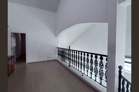 Casa para alugar com 4 quartos, 315m² em Residencial Onze (Alphaville), Santana de Parnaíba