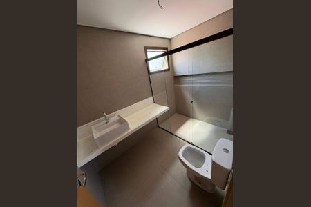 Apartamento à venda com 4 quartos, 252m² em Esplanada, Belo Horizonte