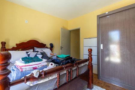 Casa à venda com 100m², 3 quartos e 2 vagas Casa à venda com 100m², 3 quartos e 2 vagasQuarto 1