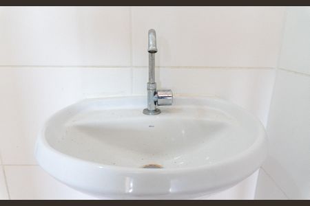 Banheiro da Suíte de apartamento para alugar com 1 quarto, 29m² em Jardim Itacolomi, São Paulo