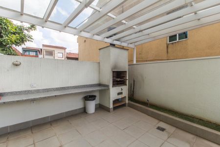 Apartamento à venda com 60m², 2 quartos e 1 vagaÁrea gourmet