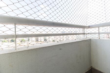 Sacada de apartamento à venda com 2 quartos, 60m² em Jardim Tupanci, Barueri