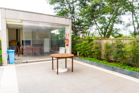 Apartamento para alugar com 60m², 2 quartos e 1 vaga Apartamento para alugar com 60m², 2 quartos e 1 vagaÁrea comum - Churrasqueira