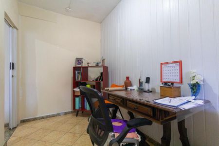 Casa à venda com 110m², 3 quartos e 2 vagas Casa à venda com 110m², 3 quartos e 2 vagasEscritório