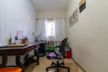 Casa à venda com 110m², 3 quartos e 2 vagas Casa à venda com 110m², 3 quartos e 2 vagasEscritório