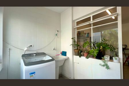 Apartamento à venda com 104m², 3 quartos e 1 vagaÁrea de Serviço