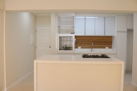 Apartamento à venda com 92m², 3 quartos e 2 vagasCozinha