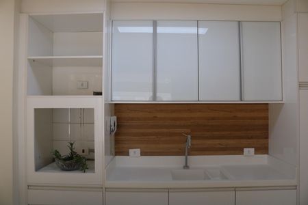 Apartamento à venda com 92m², 3 quartos e 2 vagasCozinha