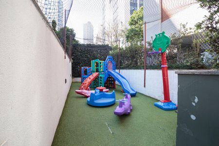 Apartamento à venda com 150m², 3 quartos e 2 vagasÁrea comum - Playground
