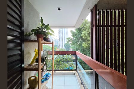 Apartamento à venda com 150m², 3 quartos e 2 vagas Apartamento à venda com 150m², 3 quartos e 2 vagasVaranda da Sala 2