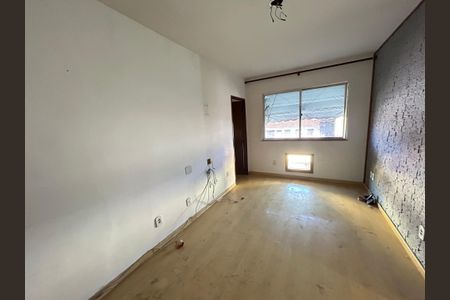 Apartamento para alugar com 70m², 2 quartos e 1 vagaSala